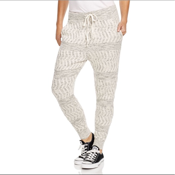 NWT FREE PEOPLE “ROAD TRIP JOGGERS” - Picture 3 of 8
